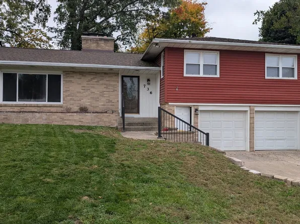736 Shawmut Blvd NW, Grand Rapids, MI 49504