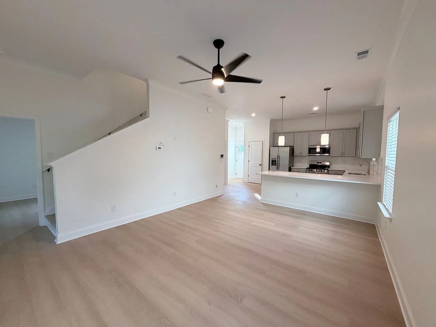 New Construction! Pre-Leasing For August 2027! — Photo 3