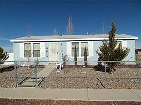1st image of 807 Calle De Los Claveles