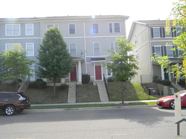 3208 15th Pl SE