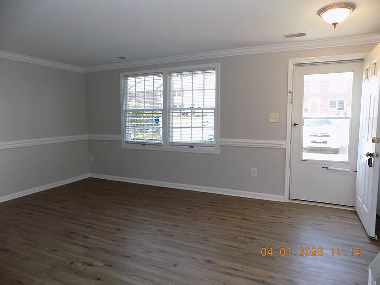 9727 Candace Ter — Photo 2