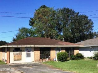 2608 Phyllis Dr, New Iberia, LA 70560