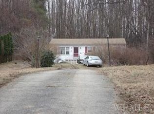 124 Jackson Rd, Hopewell Junction, NY 12533