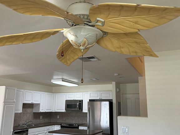 4th image of 91-2080 Kaioli St APT 4702