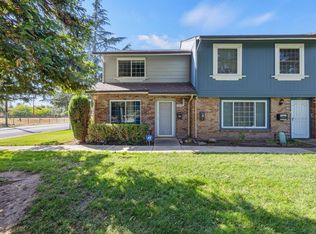 5213 Gibbons Dr, Carmichael, CA 95608
