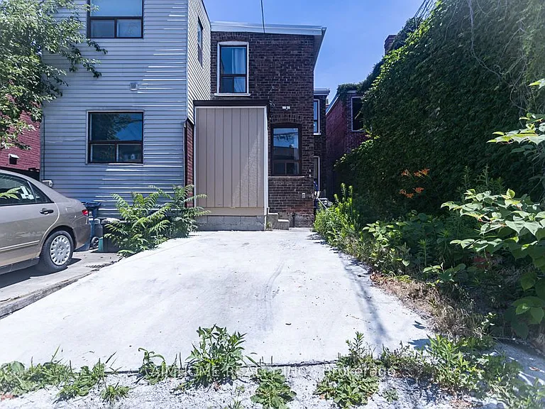 6 Macklem Ave — Photo 30