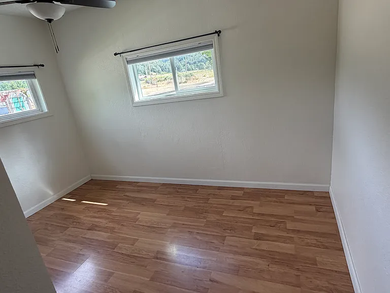 721 Cole Rd — Photo 9