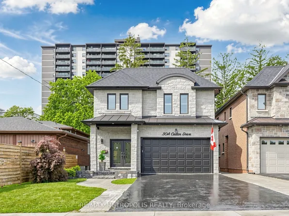 30A Cedar Dr, Toronto, ON M1J 3E8