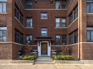 3952 W Waveland Ave APT 1, Chicago, IL 60618