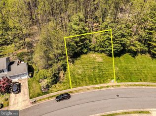 56 E Mill Station Dr, Newark, DE 19711