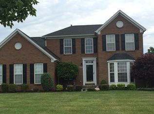 5775 Field Brook Dr, East Amherst, NY 14051