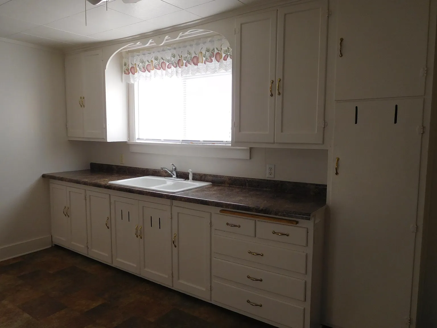 2 bed, 780 sqft, $1,000 — Photo 3