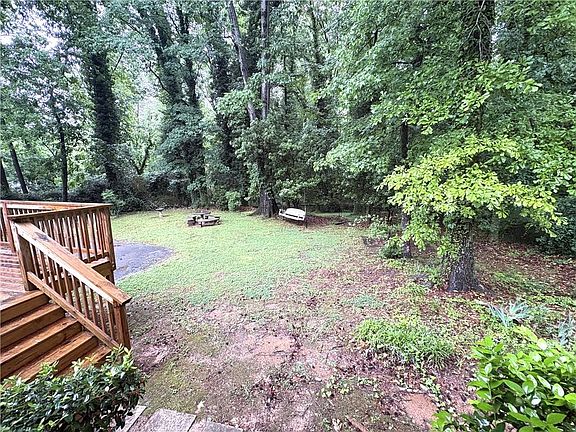 3rd image of 1544 Austin Rd SW