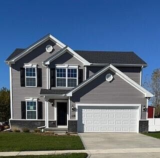 1st image of 18883 Sapphire St