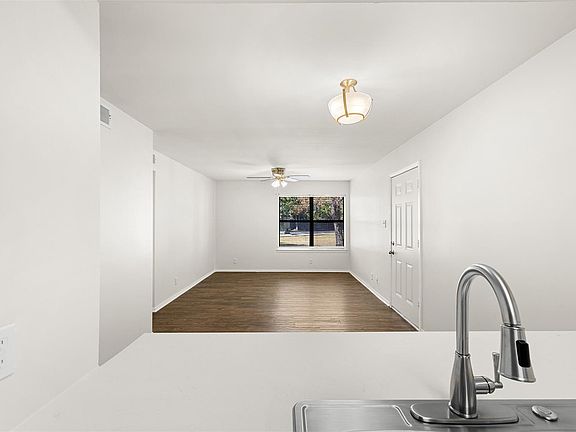 5th image of 1500 Northwest Blvd APT 413
