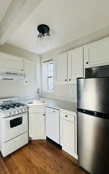 38 Hemenway St #49 — Photo 2