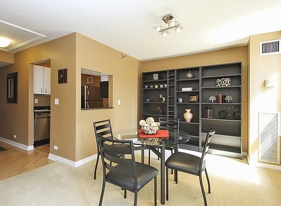 401 E Ontario St Unit 1406, Chicago, IL 60611