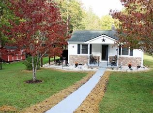 18376 Franklin St, Ferrum, VA 24088