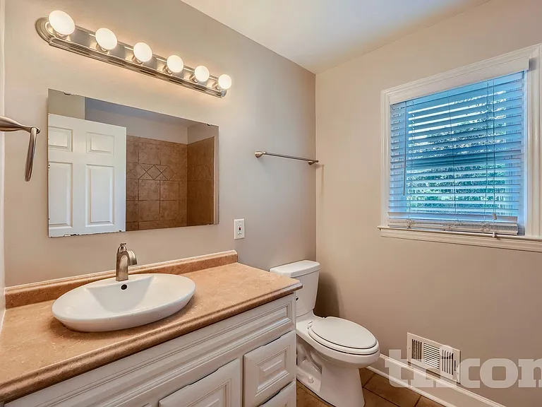 7133 Starvalley Dr — Photo 15