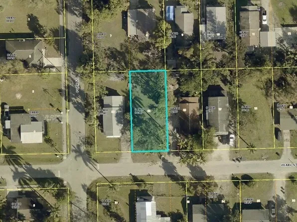 3811 Pearl St, Fort Myers, FL 33916