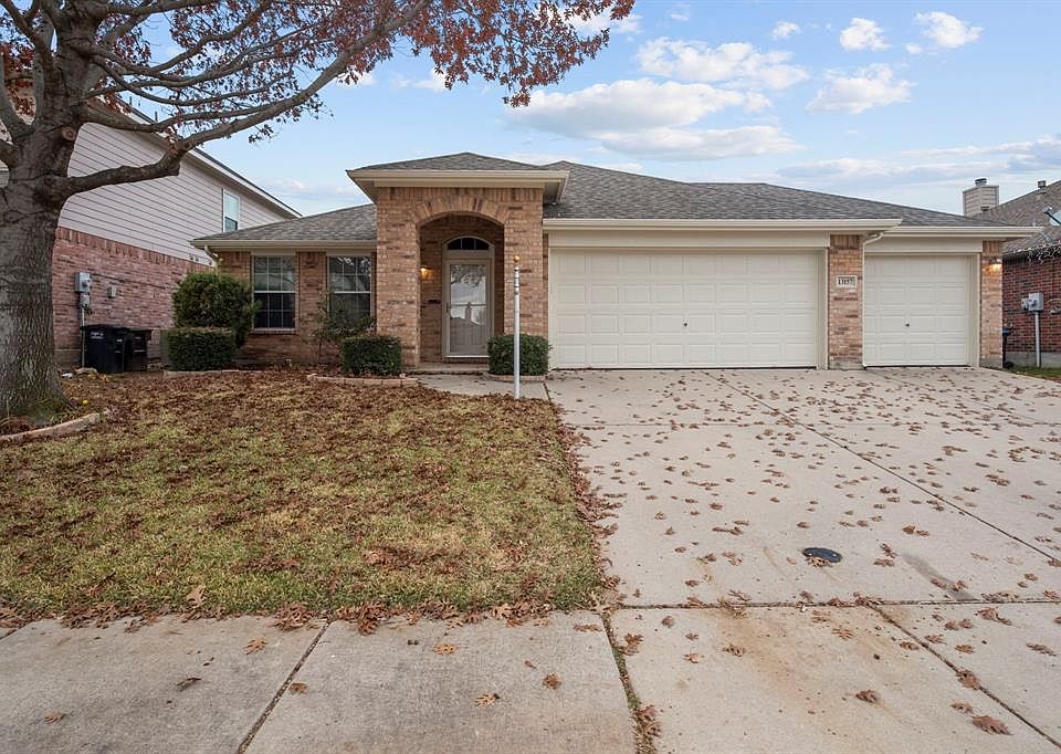 1st image of 13157 Padre Ave