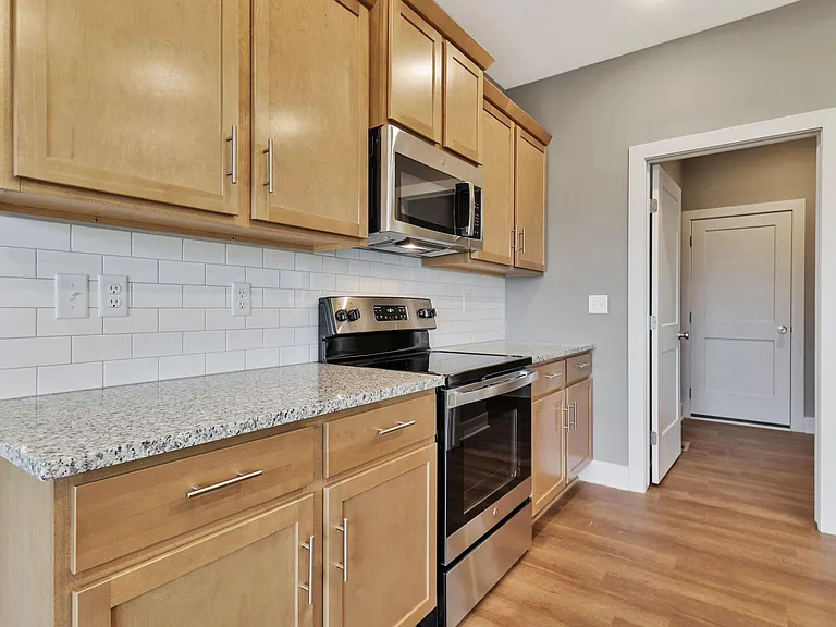 4617 S Doris Ct — Photo 15