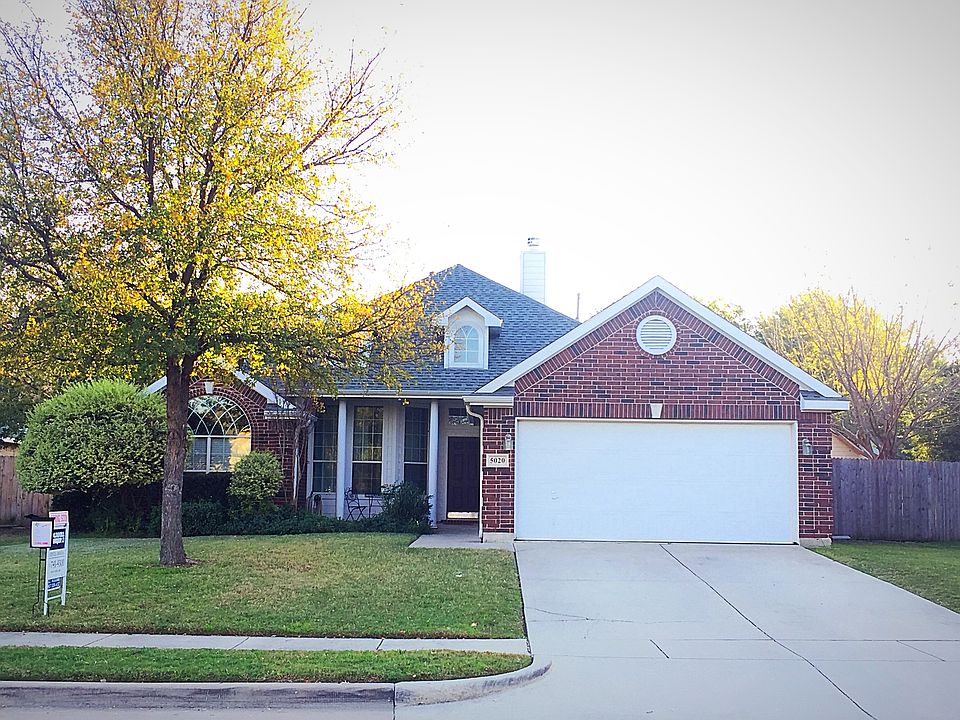 1st image of 5020 Roundtree Ct