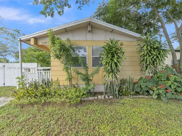 2005 NW 11th Ave, Fort Lauderdale, FL 33311