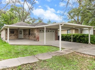 904 Chappuis Ave, Rayne, LA 70578