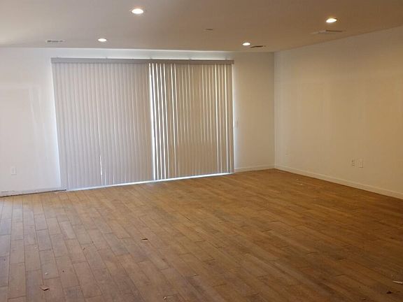 4th image of 650 W Lexington St