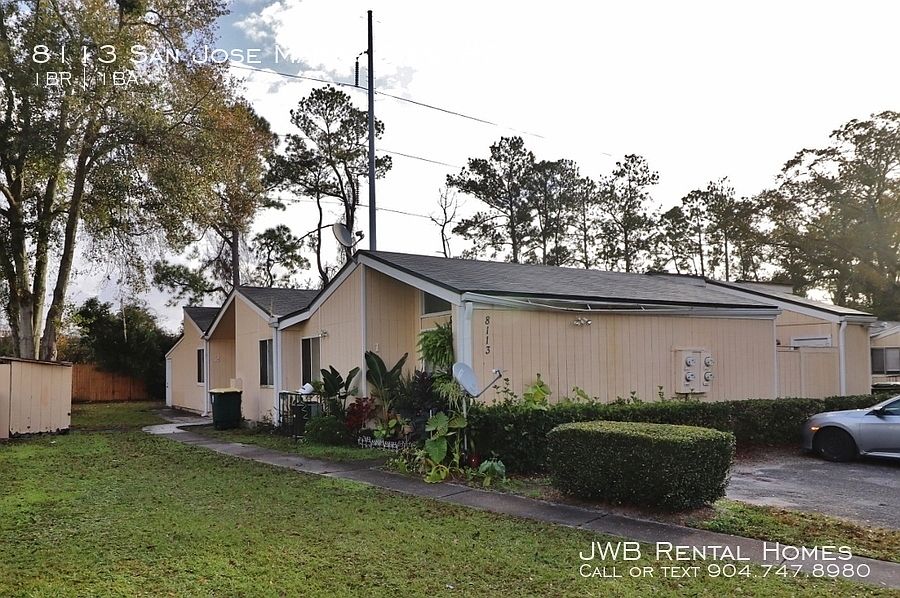 1st image of 8113 E San Jose Manor Dr #2
