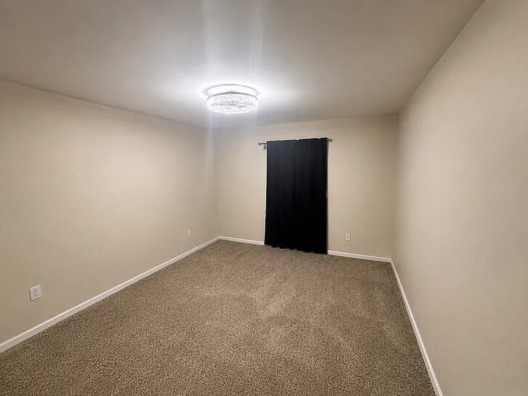 886 Balkin Ct — Photo 8