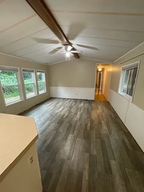 2 bed, 924 sqft, $1,700 — Photo 3