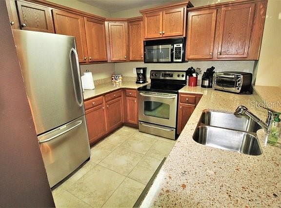 2nd image of 4040 Crockers Lake Blvd #25