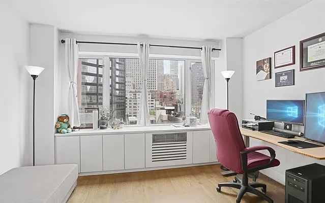 Rented by Vertical Real Estate LLC | media 12