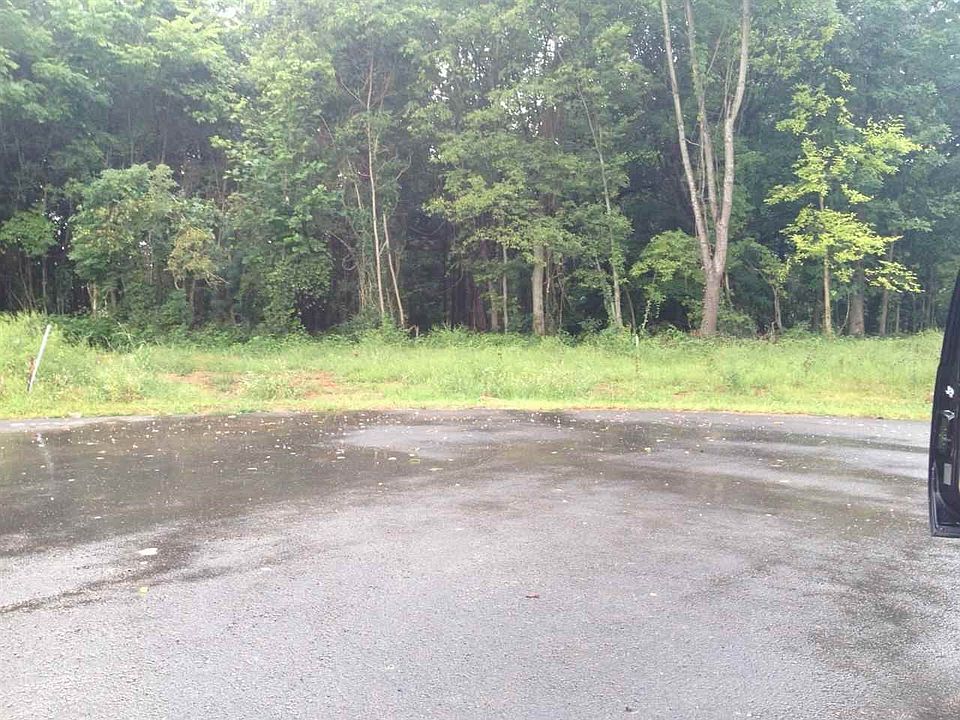 2nd image of 4539 Shady Place Ct