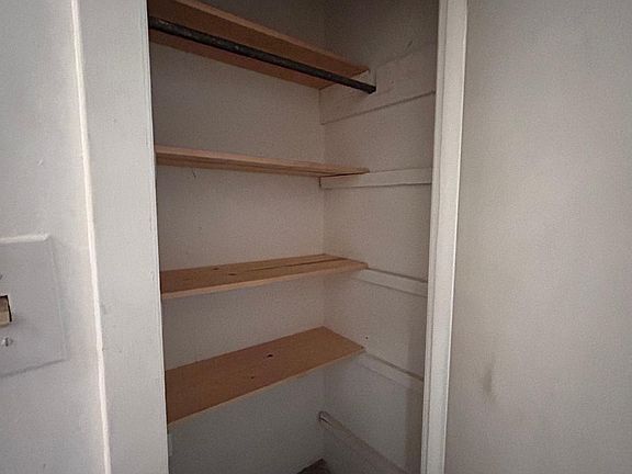 5th image of 1002 Ogrady Dr APT 5