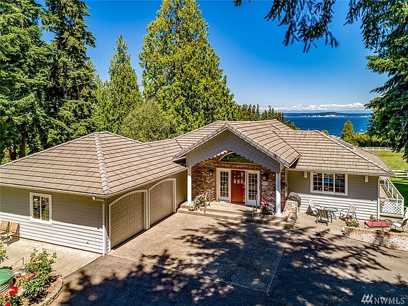 The view is even more amazing in person. Come see!