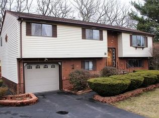 29 Birchwood Rd, Randolph, MA 02368