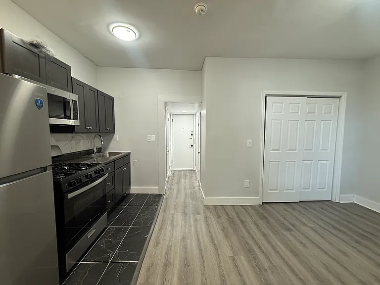 145 Park Ave #2B — Photo 6