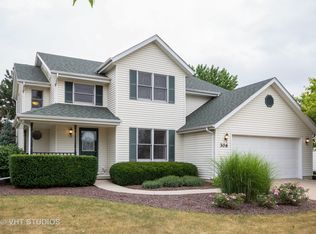 306 Chippewa Dr, Minooka, IL 60447