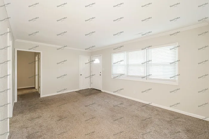 5309 N Michigan Ave — Photo 3