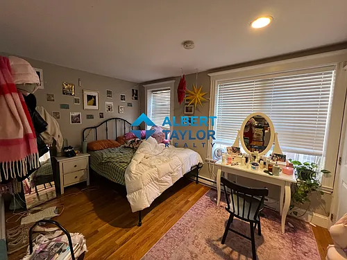 16 Cedar Lane Way Photo 1