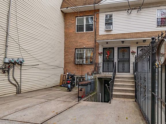 2nd image of 1232 Union Ave
