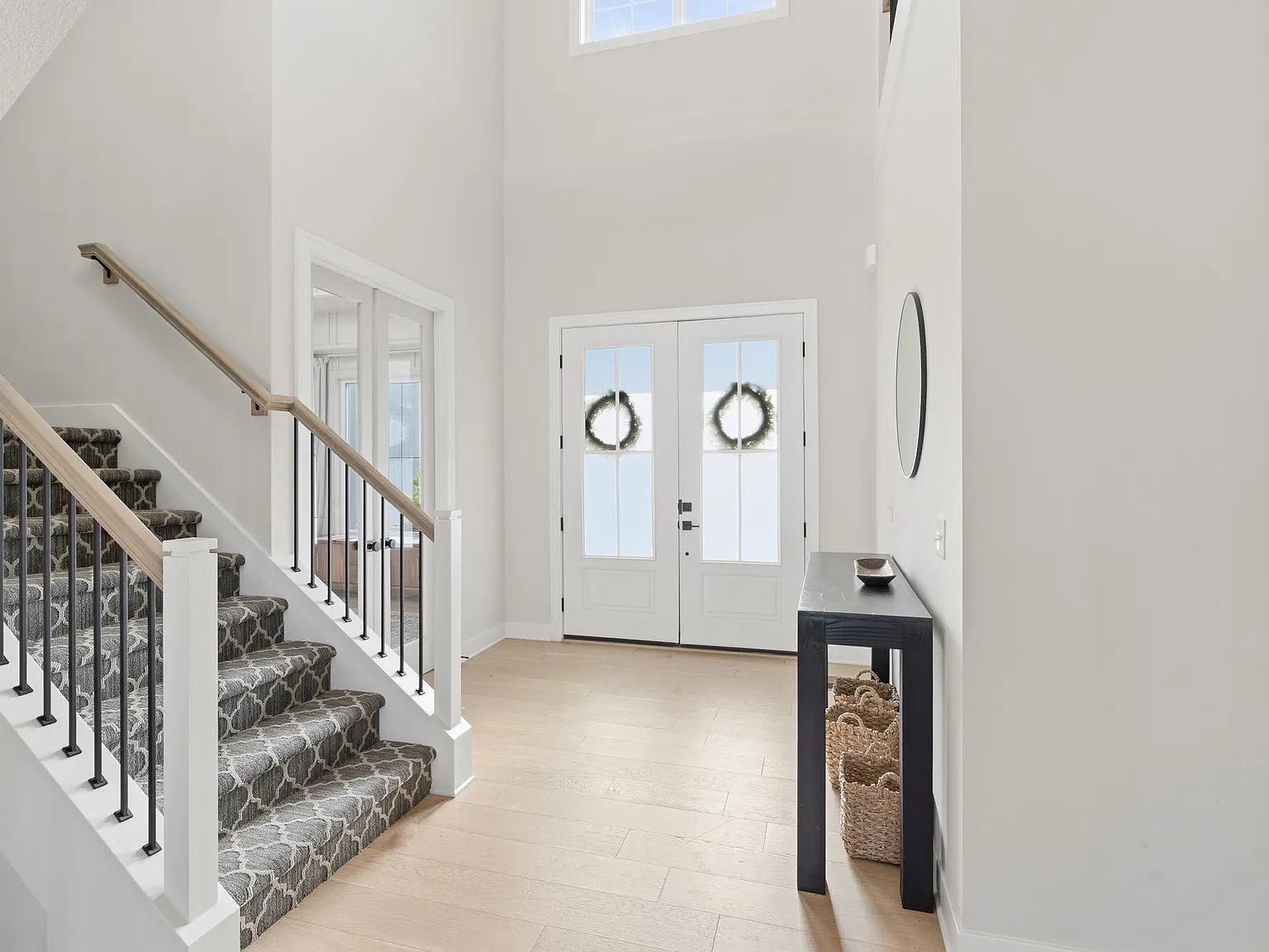 4 bed, 2998 sqft, $5,250 — Photo 4