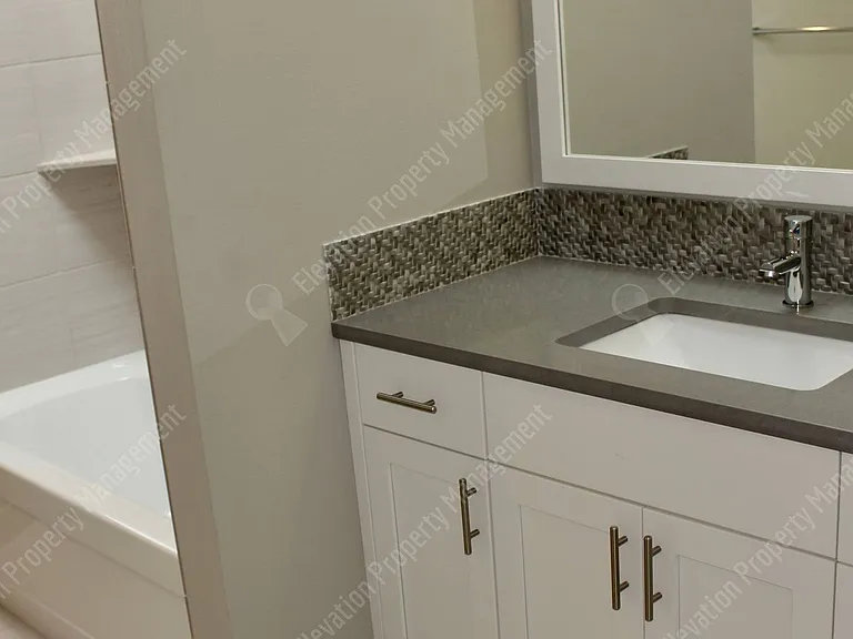 3038 NW Clearwater Dr — Photo 19
