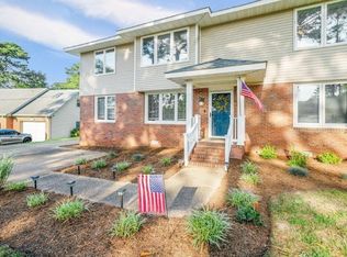 2004 Blueberry Rd, Virginia Beach, VA 23451