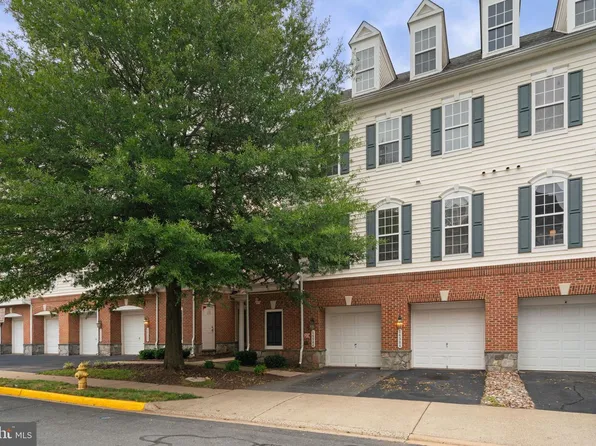 14586 Kylewood Way, Gainesville, VA 20155