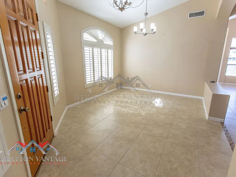 6152 W Irma Ln — Photo 6