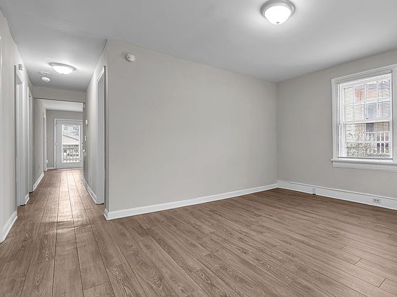 4th image of 1611 Sunrise Ave